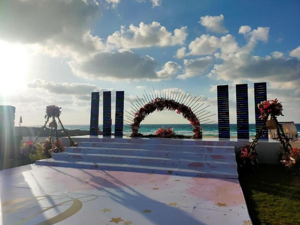 Borg El Arab Beach Resort Exteriör bild The stage of the 2011 edition of the festival