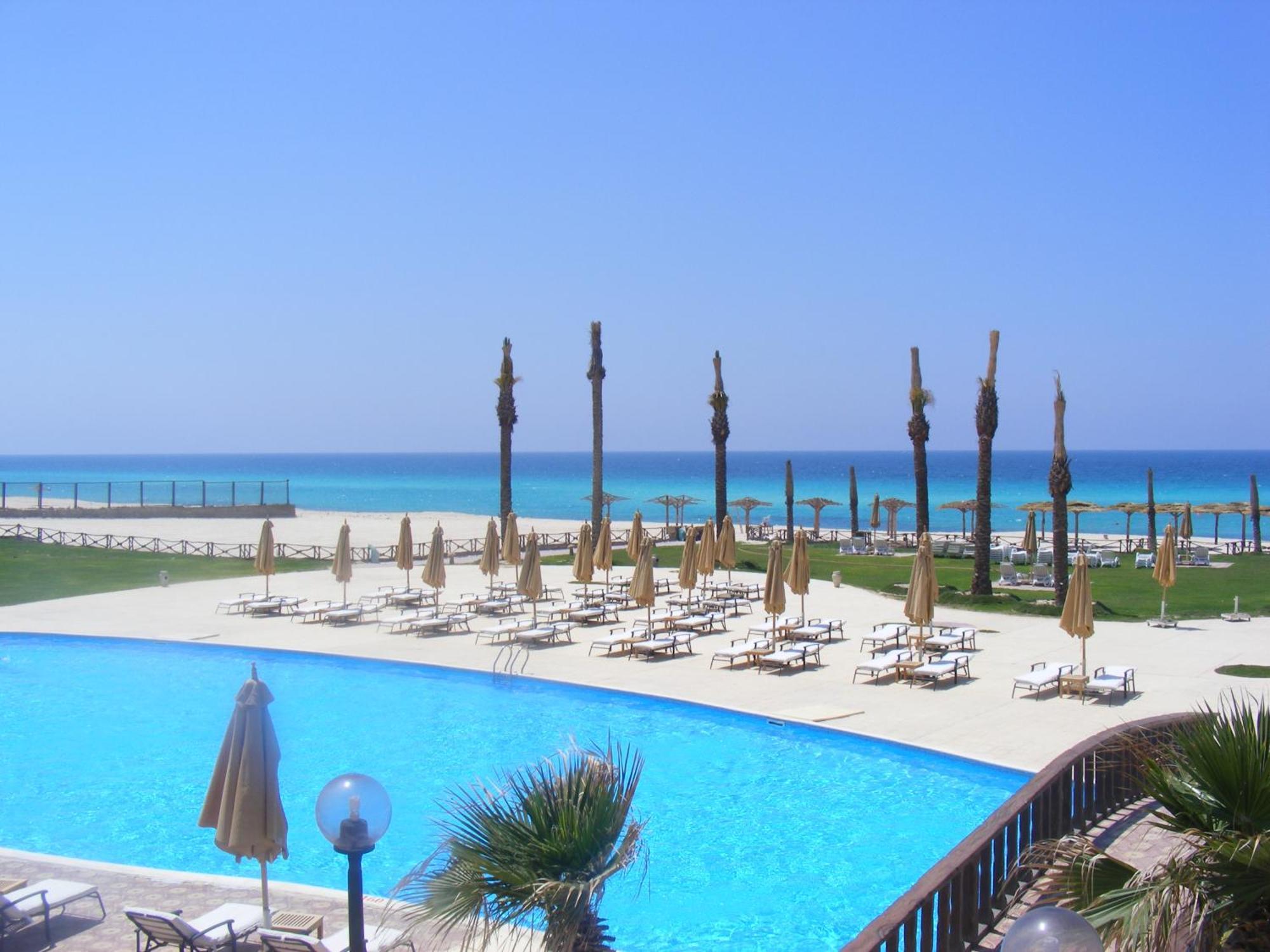 Borg El Arab Beach Resort Exteriör bild El Alamein