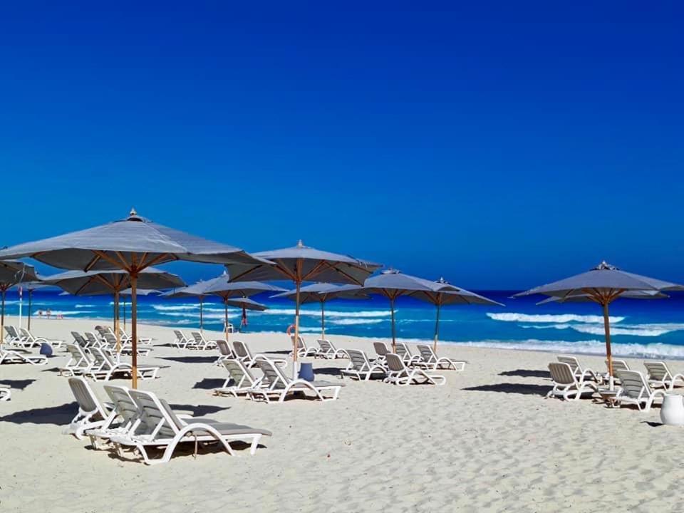 Borg El Arab Beach Resort Exteriör bild Beach at the Grand Palladium Hotel